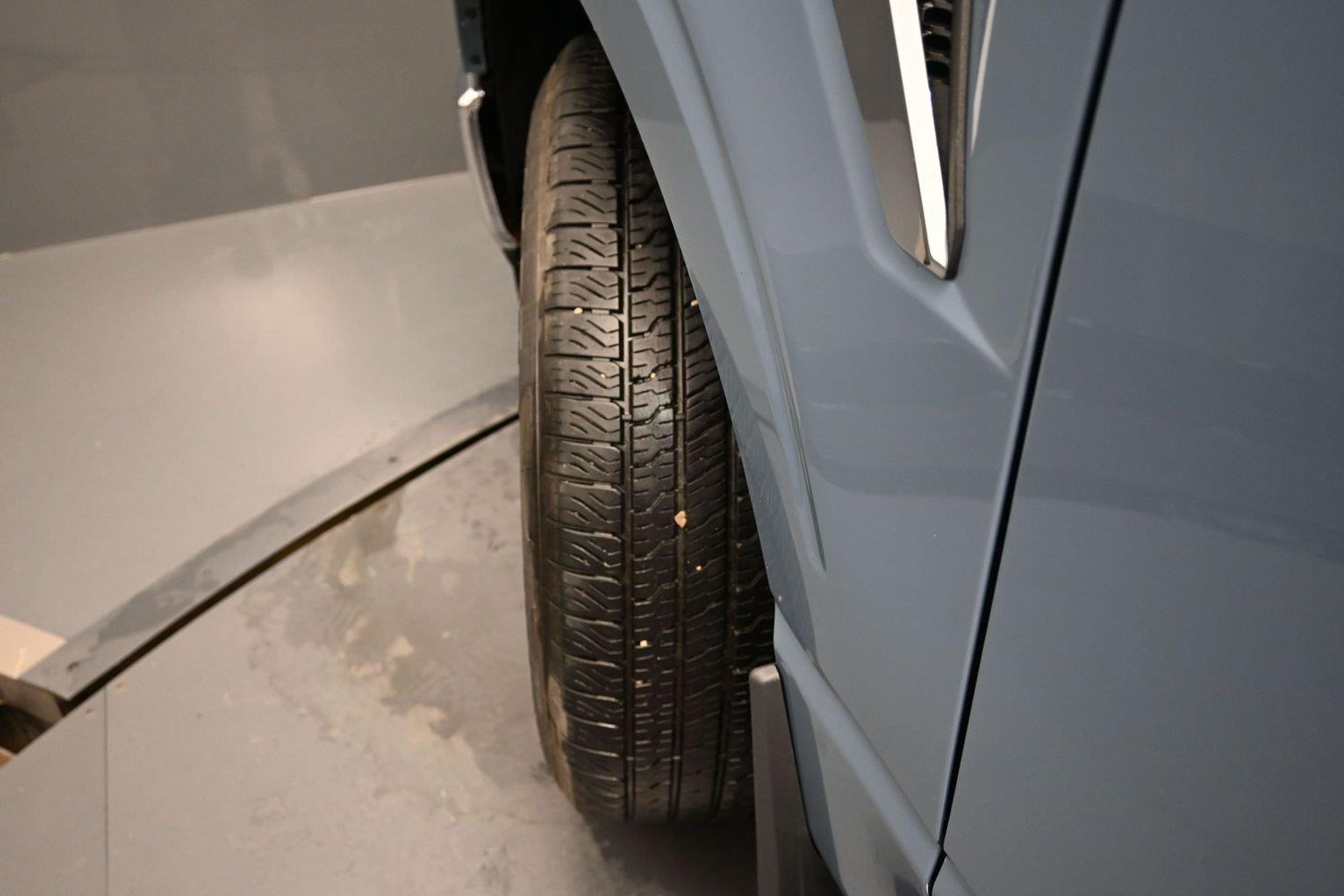 Used 2023 Azure Gray Metallic Tri-Coat Ford LARIAT image 5