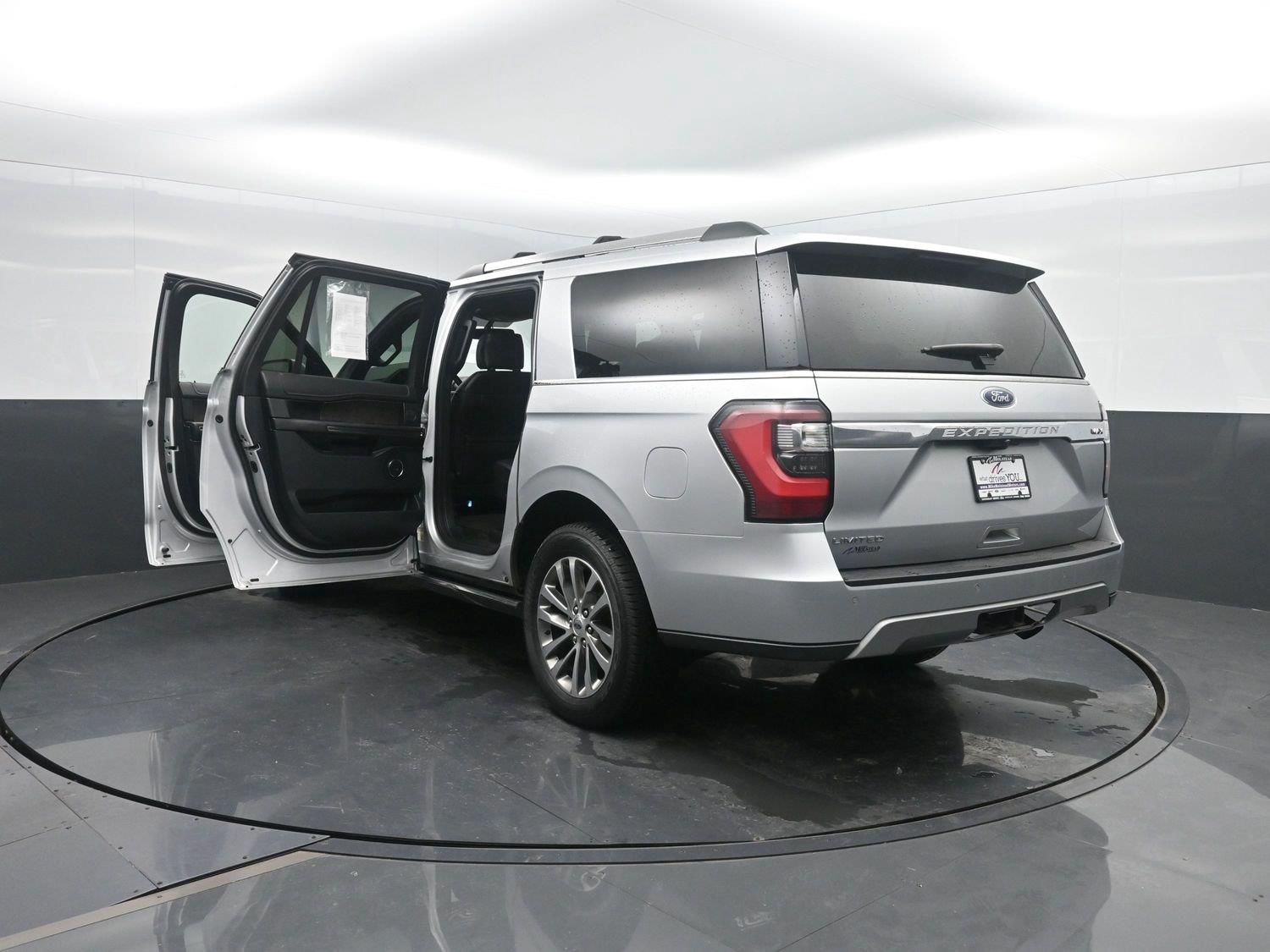 Used 2018 Ingot Silver Ford Limited image 51
