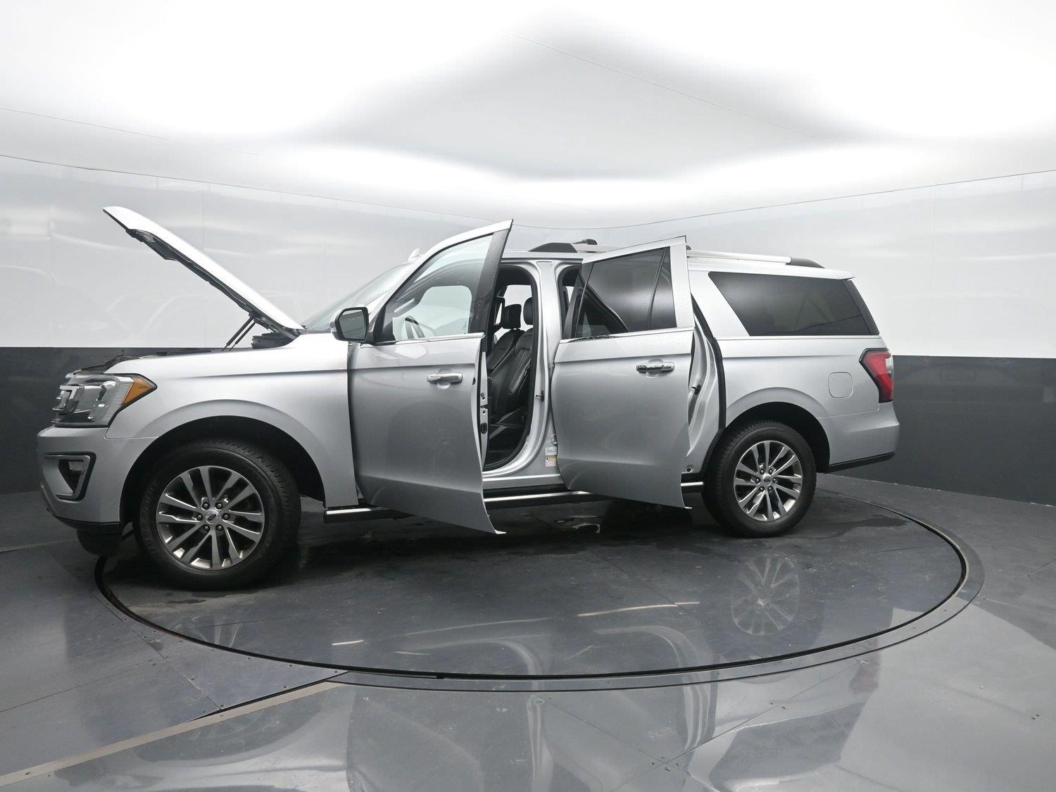 Used 2018 Ingot Silver Ford Limited image 53