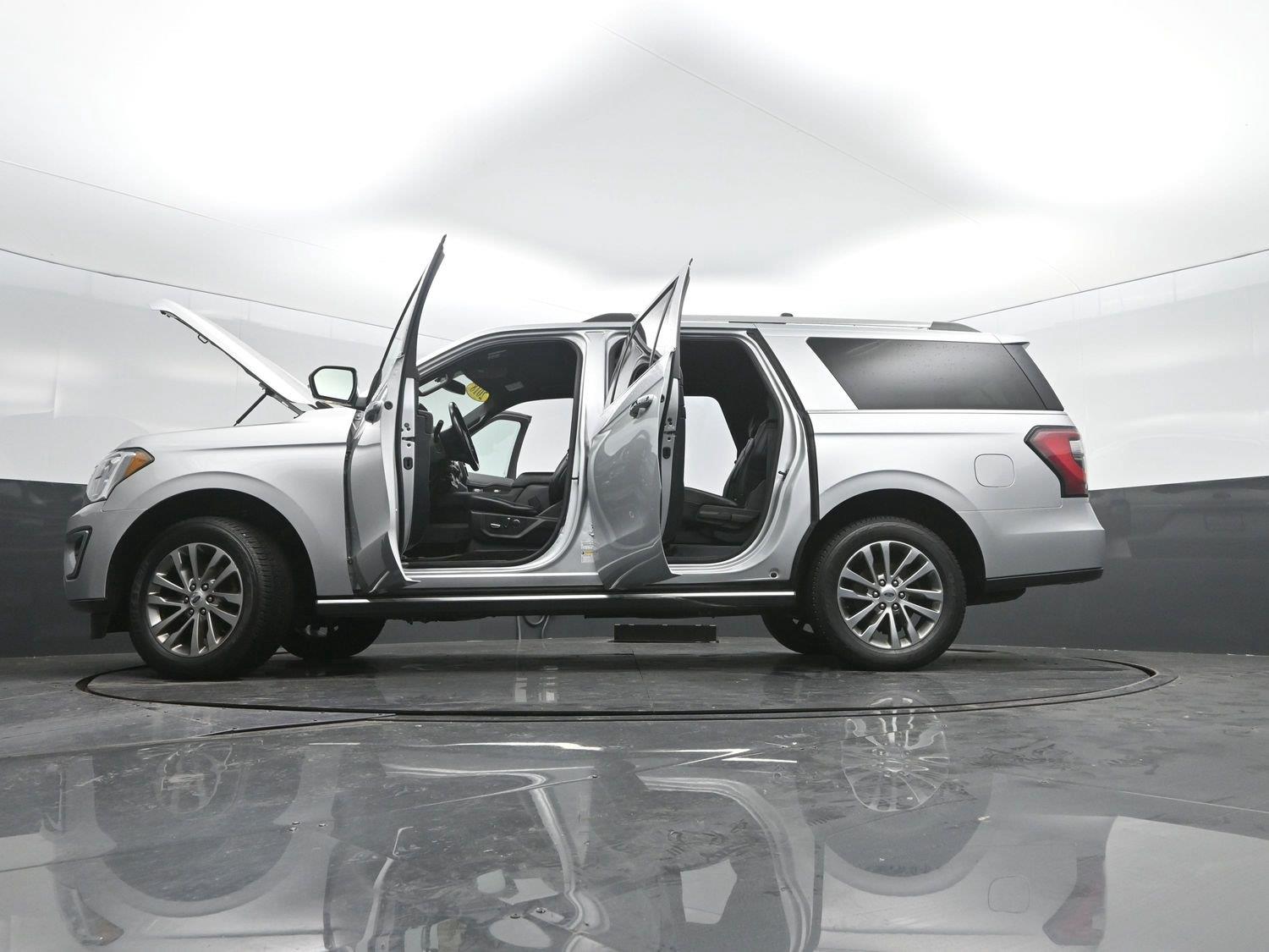 Used 2018 Ingot Silver Ford Limited image 55