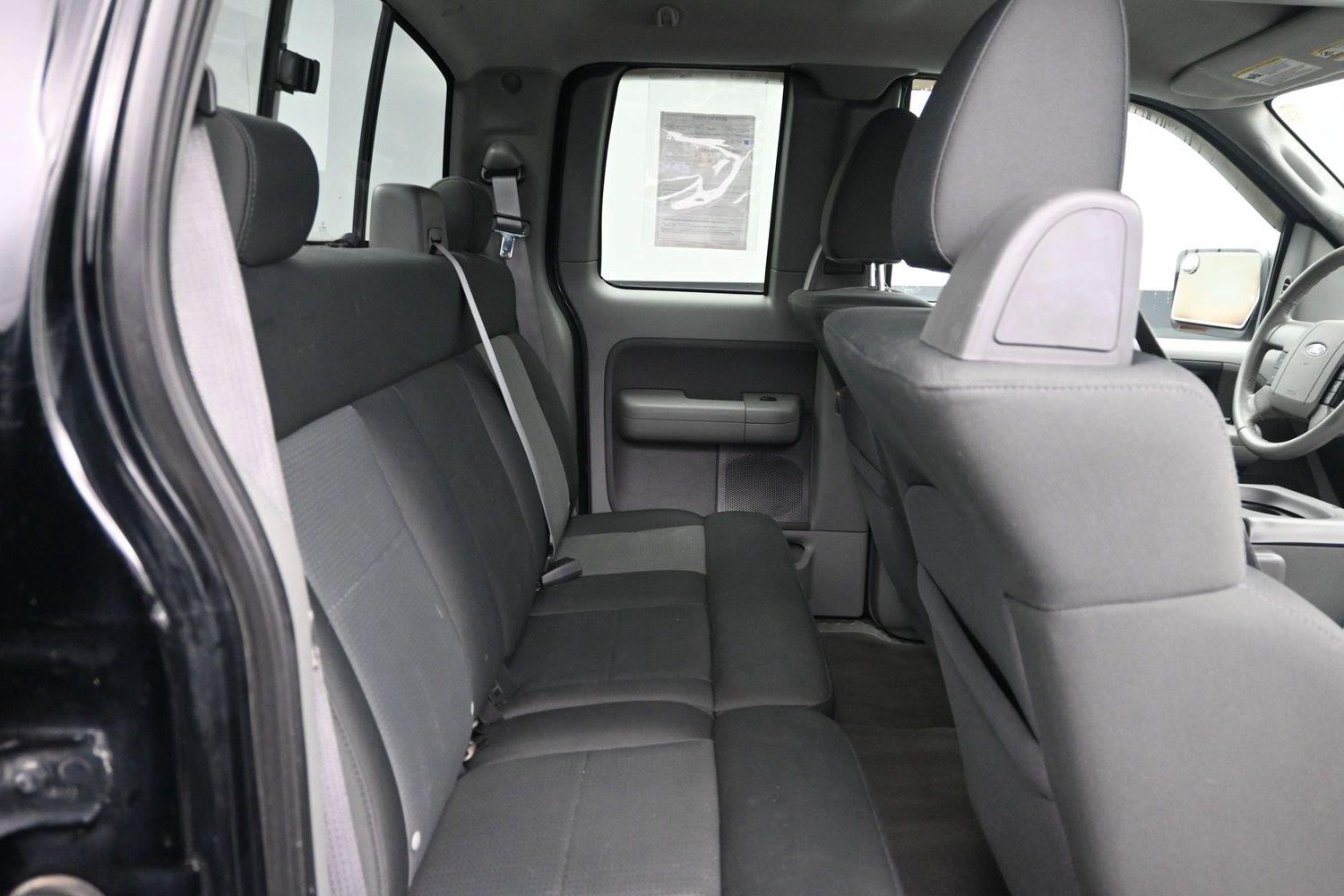 Used 2008 Black Clearcoat Ford XLT image 11