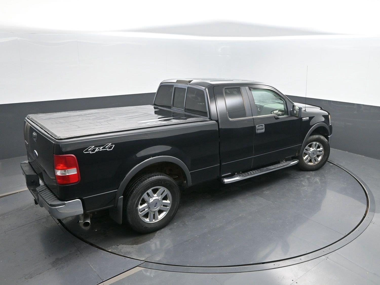 Used 2008 Black Clearcoat Ford XLT image 31
