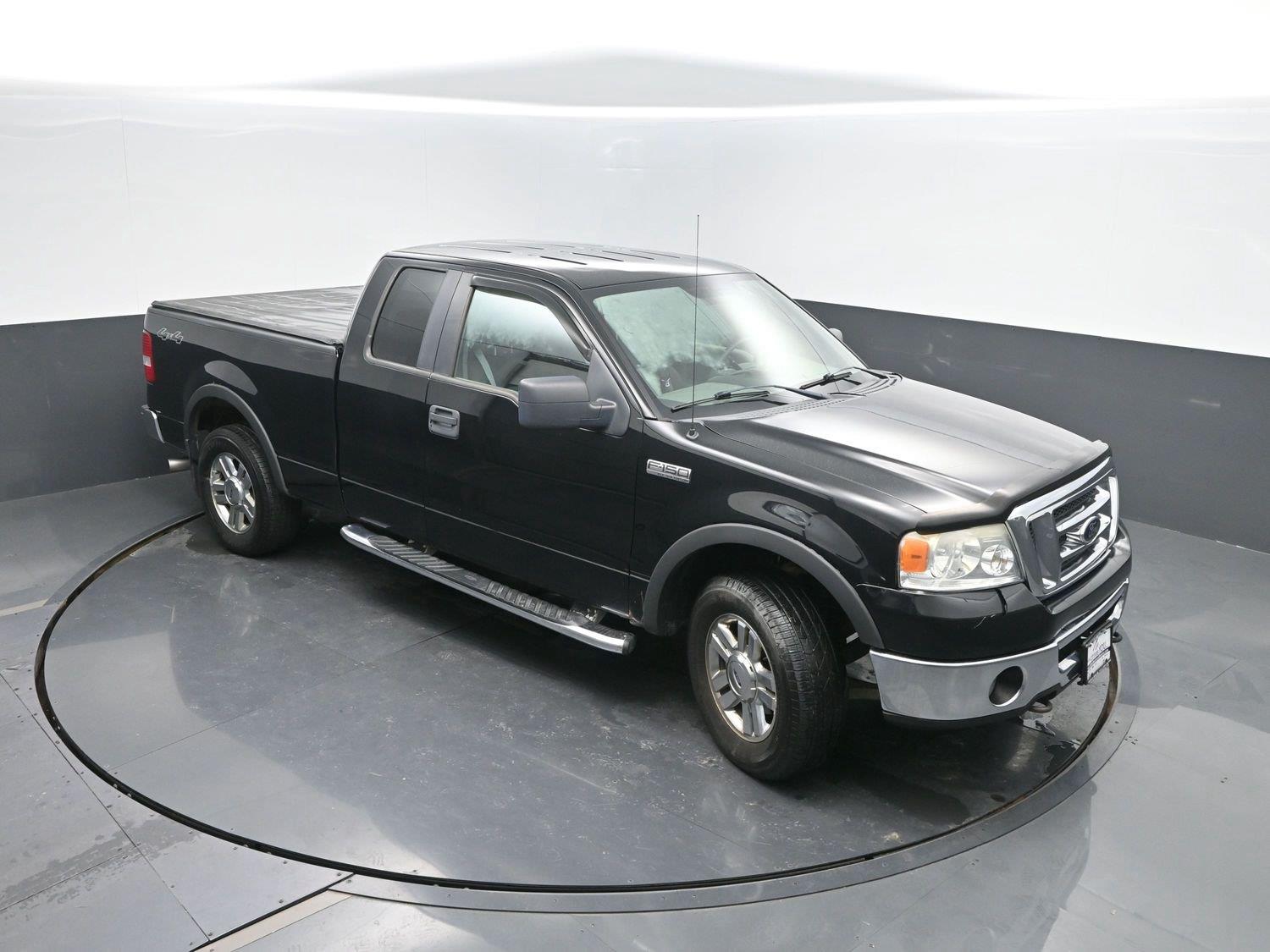 Used 2008 Black Clearcoat Ford XLT image 32