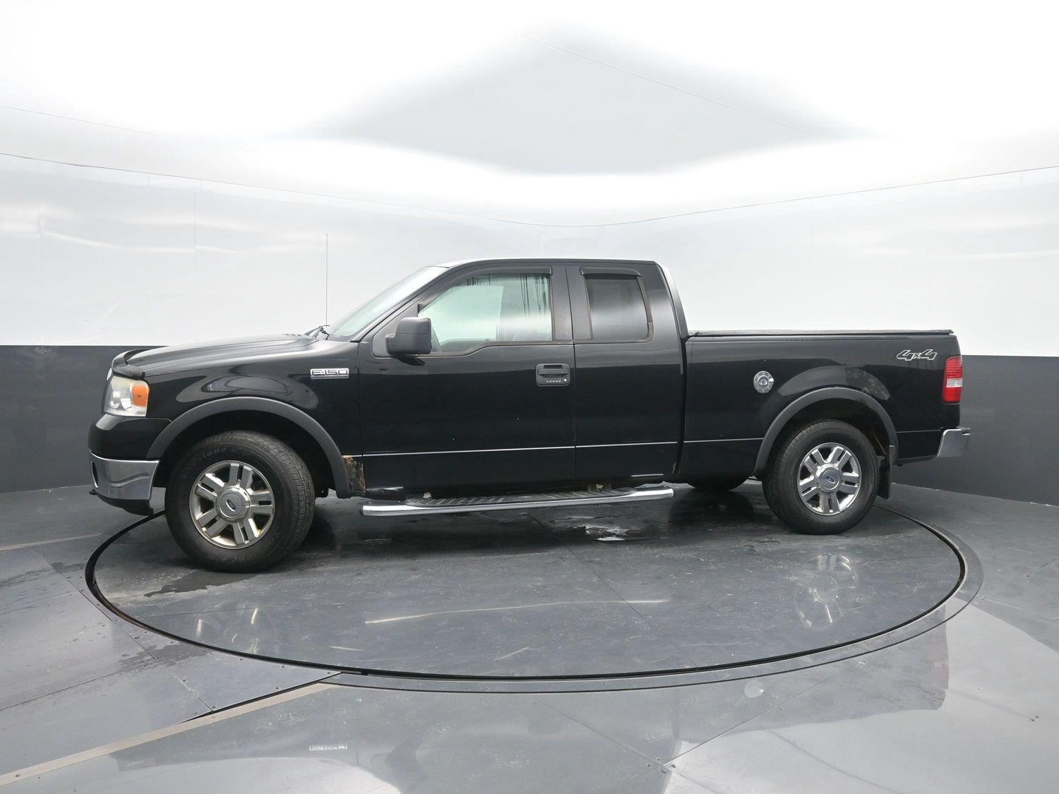 Used 2008 Black Clearcoat Ford XLT image 2