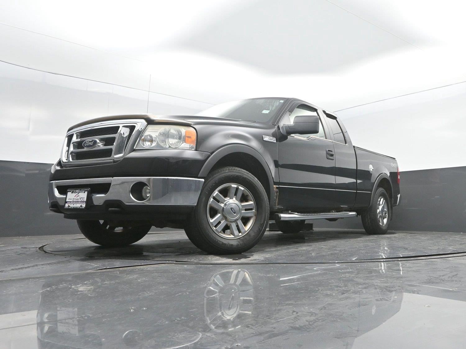 Used 2008 Black Clearcoat Ford XLT image 36