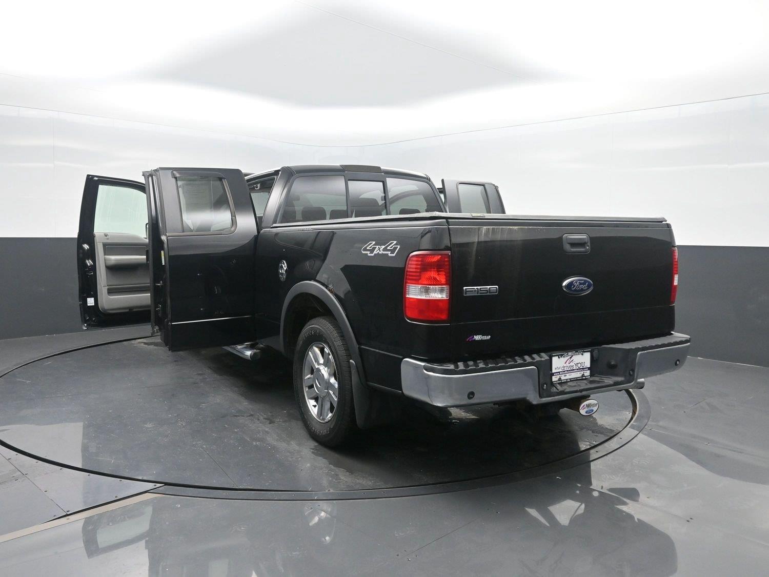 Used 2008 Black Clearcoat Ford XLT image 38