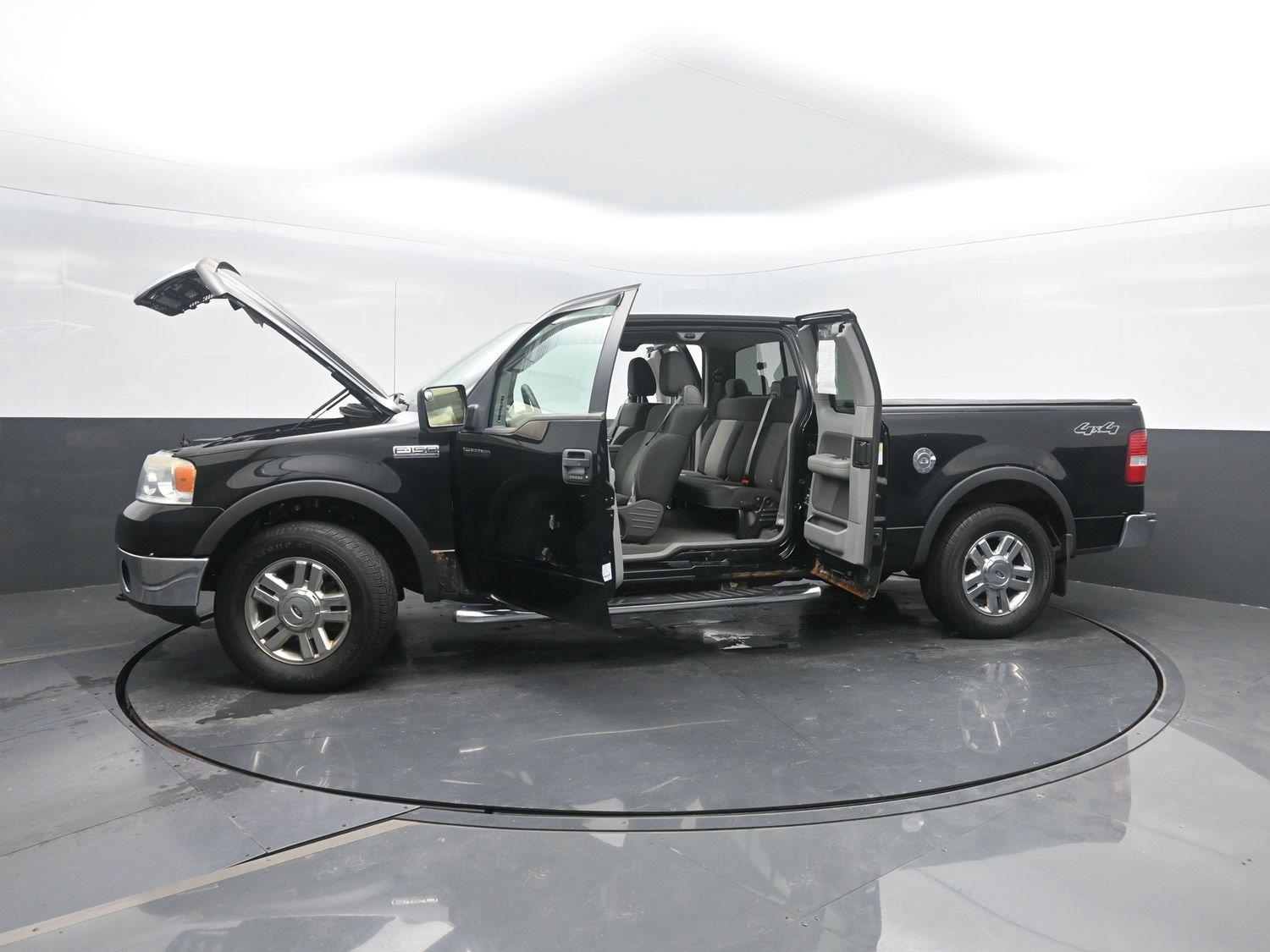 Used 2008 Black Clearcoat Ford XLT image 40