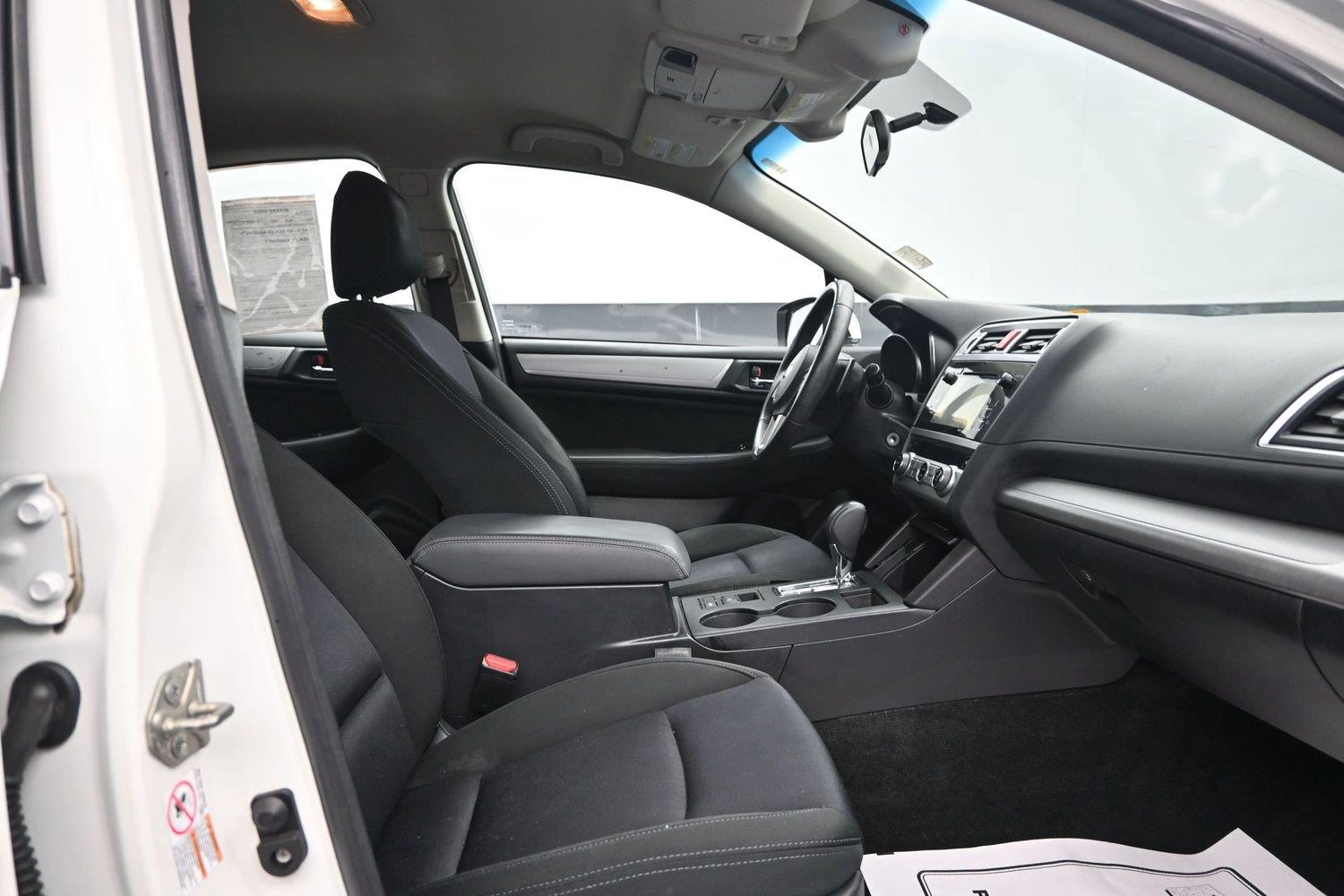 Used 2015 Crystal White Pearl Subaru 2.5i Premium image 8