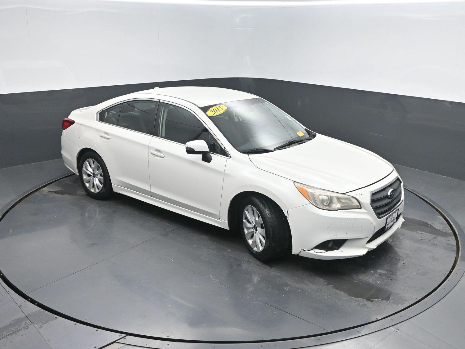 Used 2015 Crystal White Pearl Subaru 2.5i Premium image 36