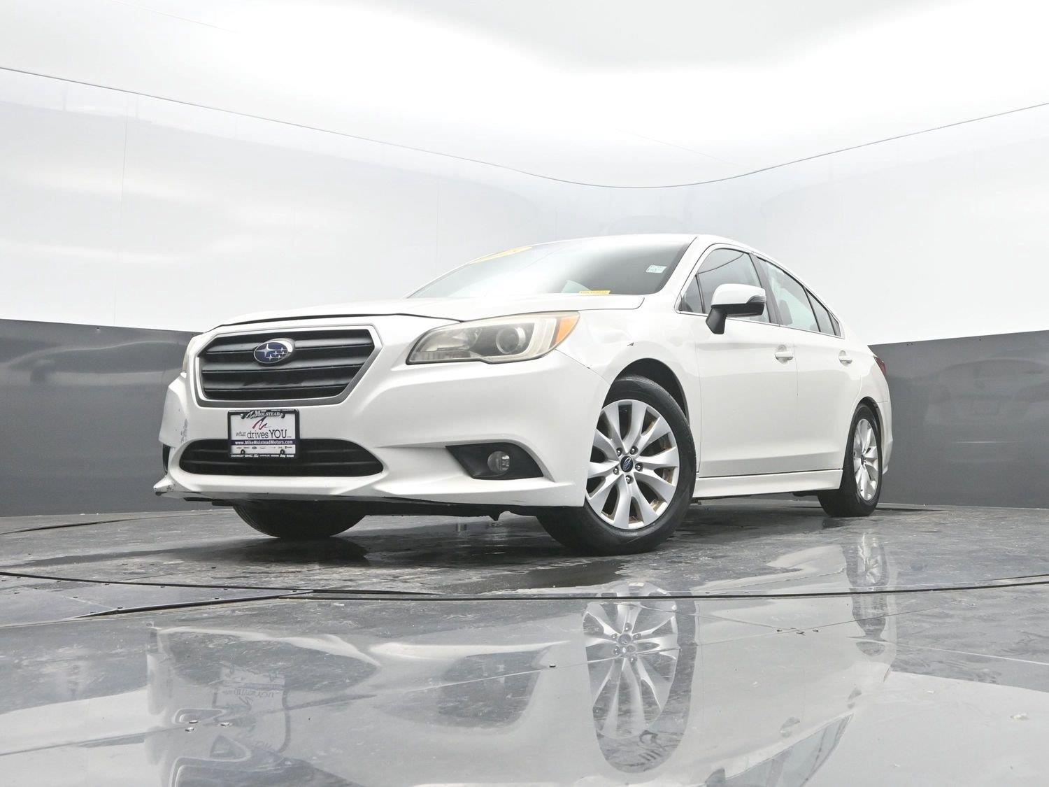 Used 2015 Crystal White Pearl Subaru 2.5i Premium image 41