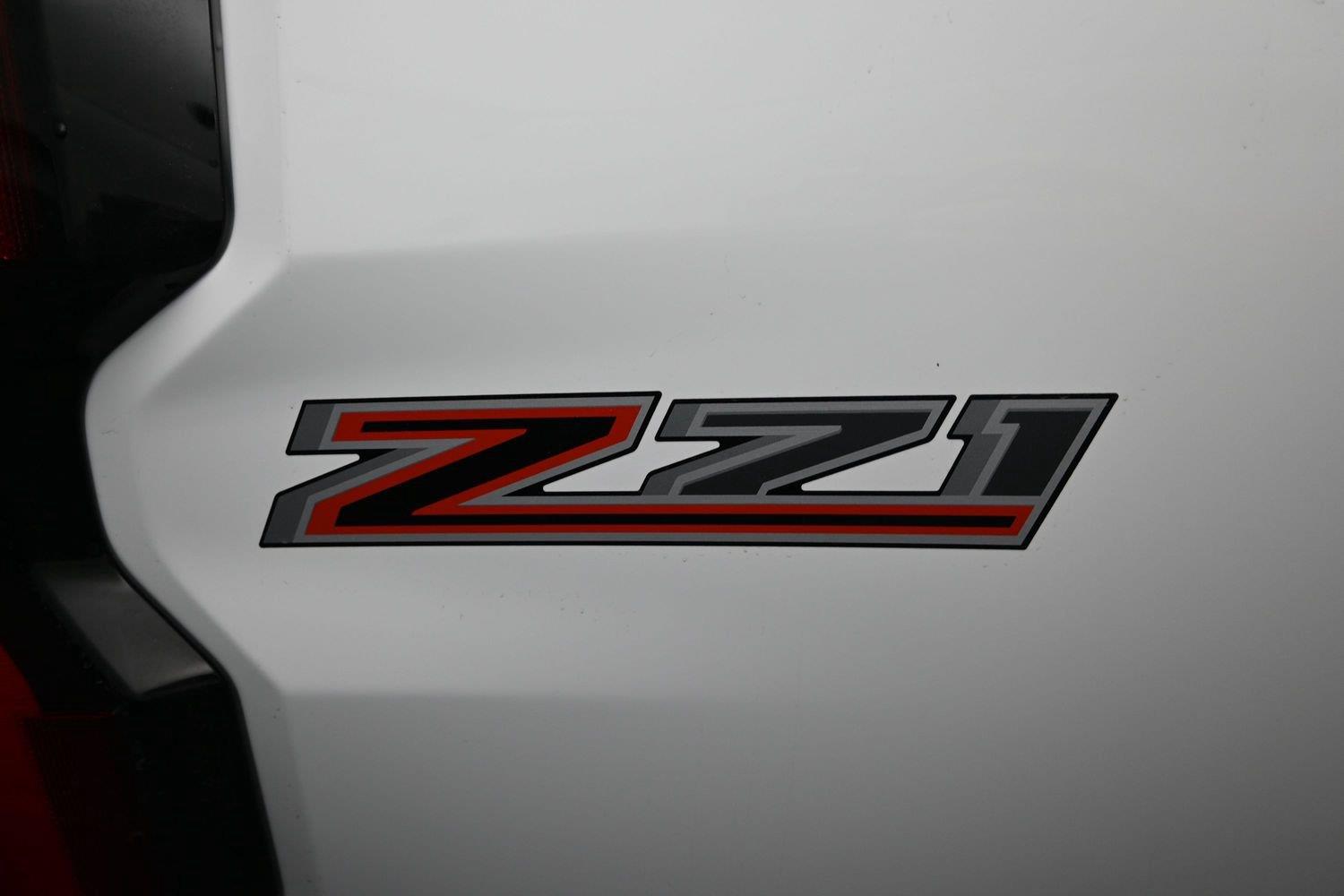 Used 2024 Summit White Chevrolet 4WD Z71 image 14