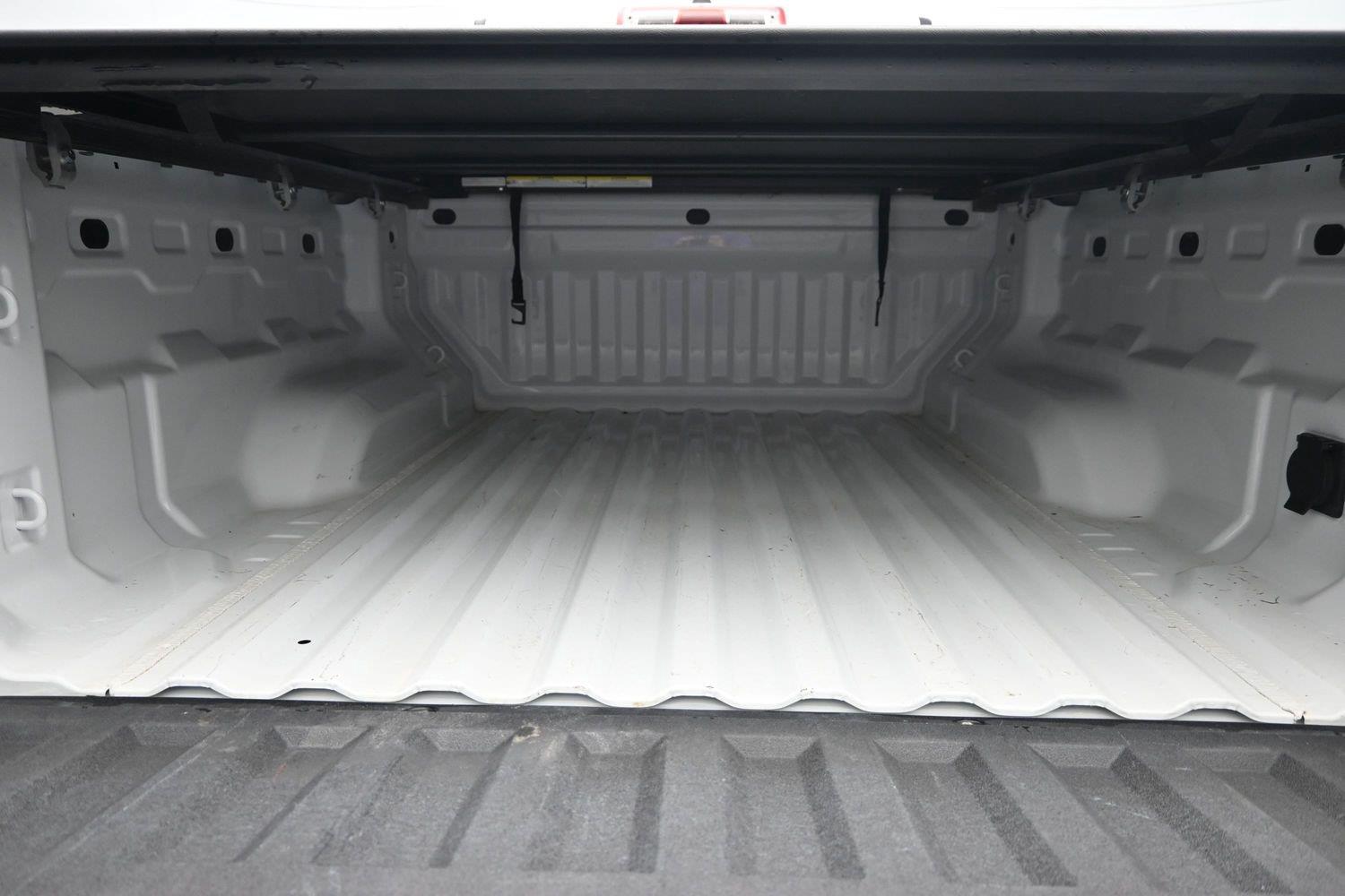 Used 2024 Summit White Chevrolet 4WD Z71 image 16
