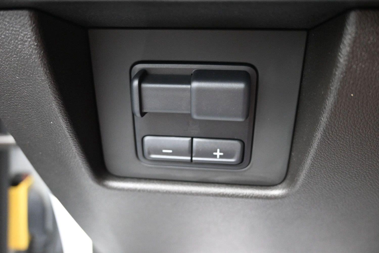 Used 2024 Summit White Chevrolet 4WD Z71 image 34