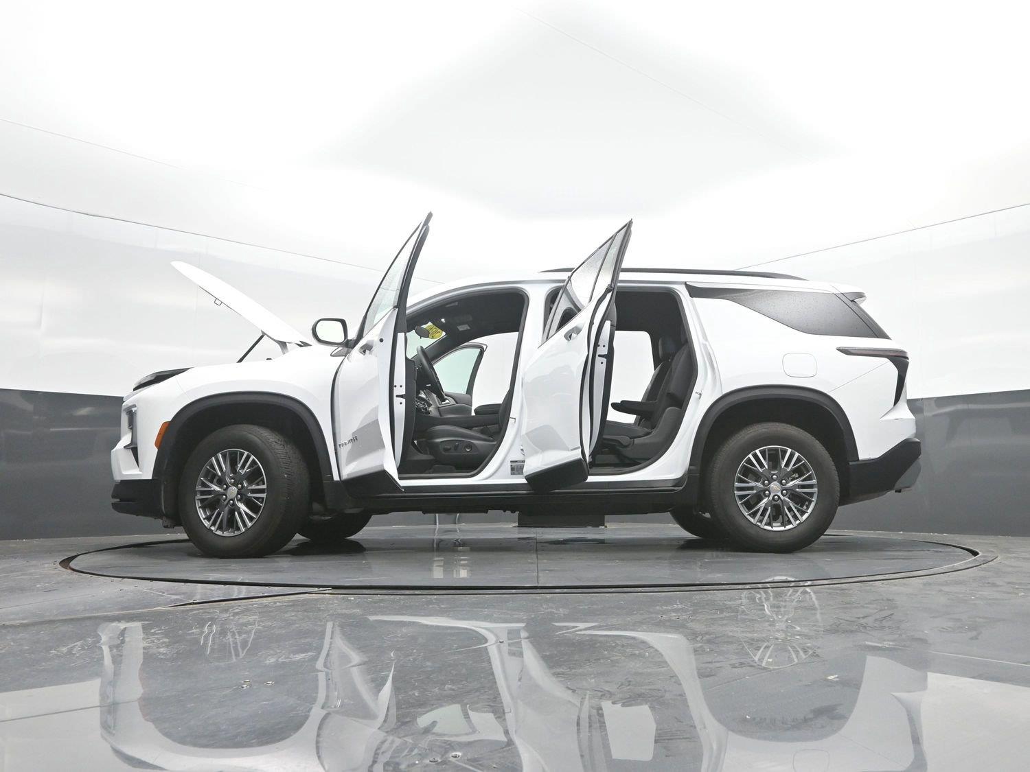 Used 2026 Summit White Chevrolet AWD LT image 50