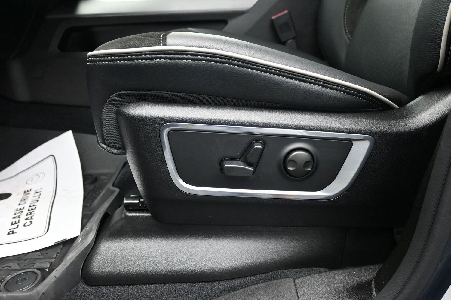 Used 2026 Forged Blue Metallic Ram Laramie image 20