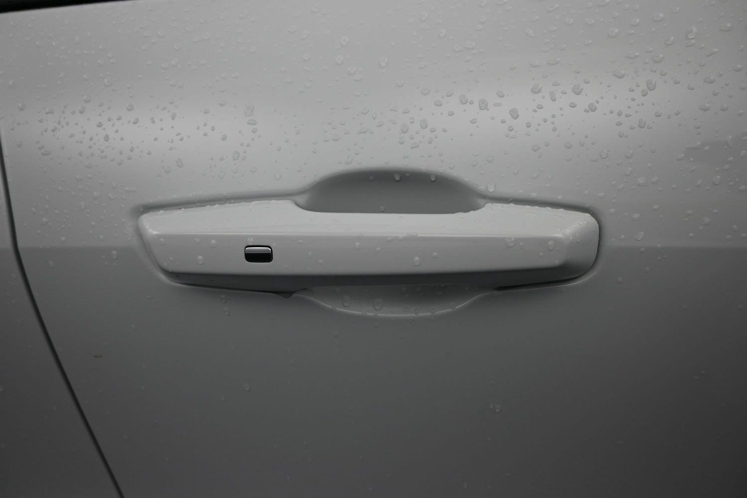 Used 2026 Summit White Chevrolet AWD LT image 8