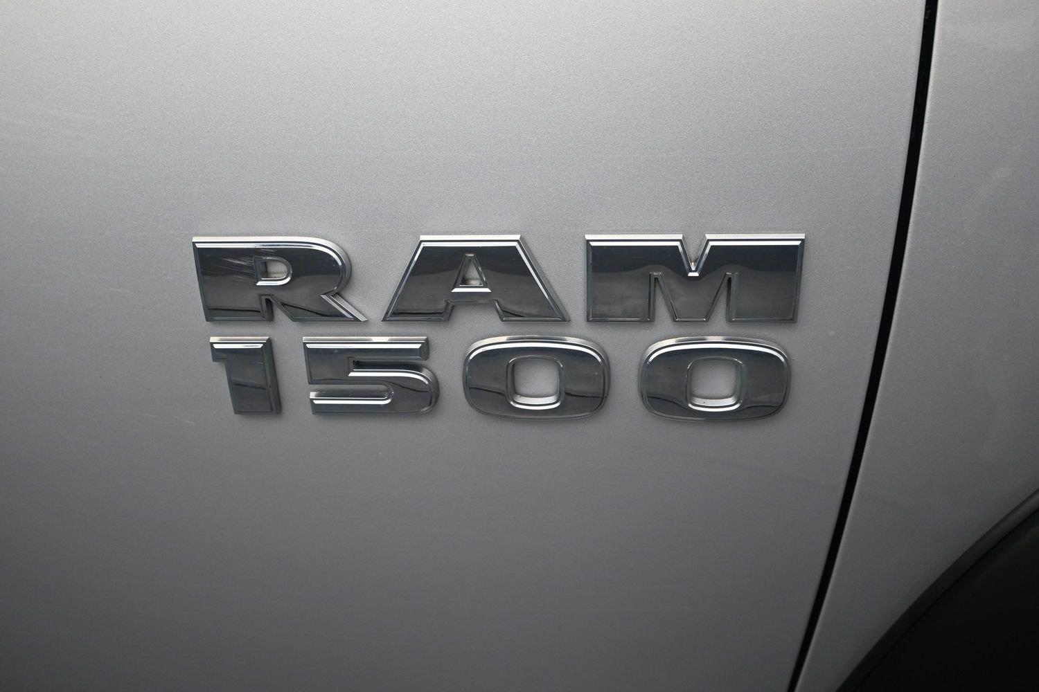 Used 2016 Bright Silver Metallic Ram Sport image 6