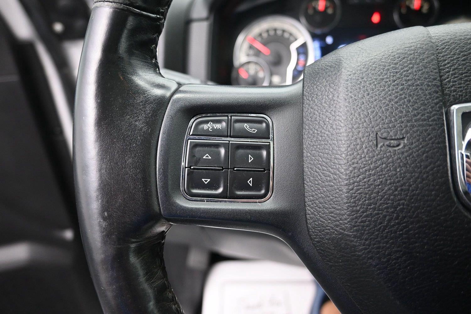 Used 2016 Bright Silver Metallic Ram Sport image 21
