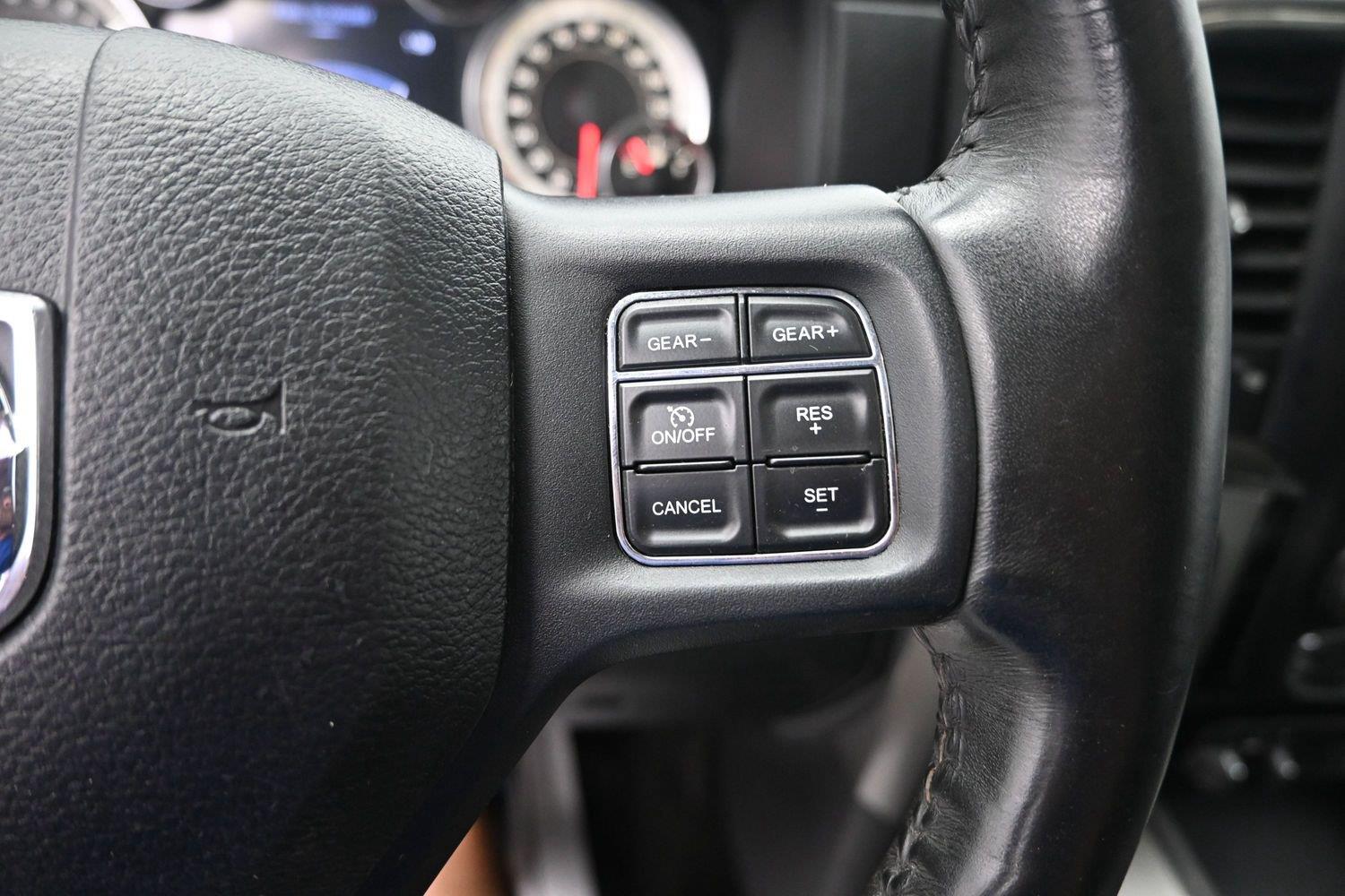 Used 2016 Bright Silver Metallic Ram Sport image 22