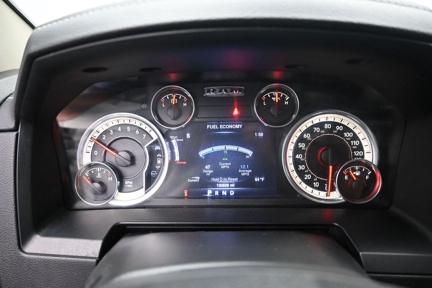 Used 2016 Bright Silver Metallic Ram Sport image 23