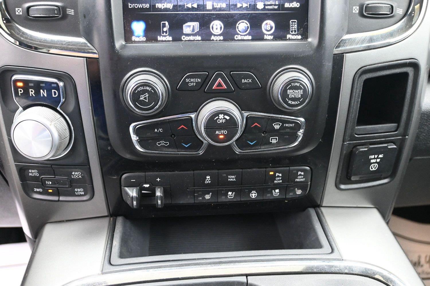 Used 2016 Bright Silver Metallic Ram Sport image 27