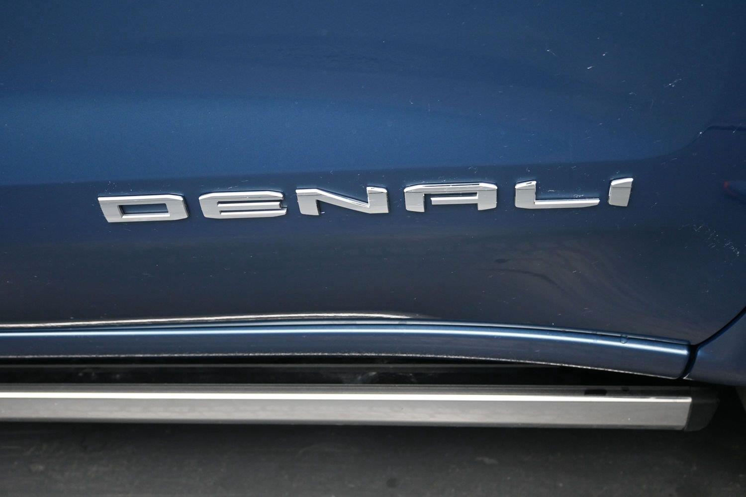 Used 2025 Downpour Metallic GMC Denali Ultimate image 7