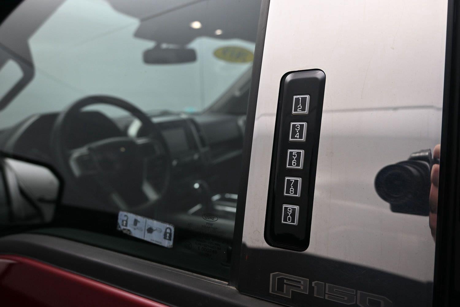 Used 2019 Ruby Red Metallic Tinted Clearcoat Ford LARIAT image 47