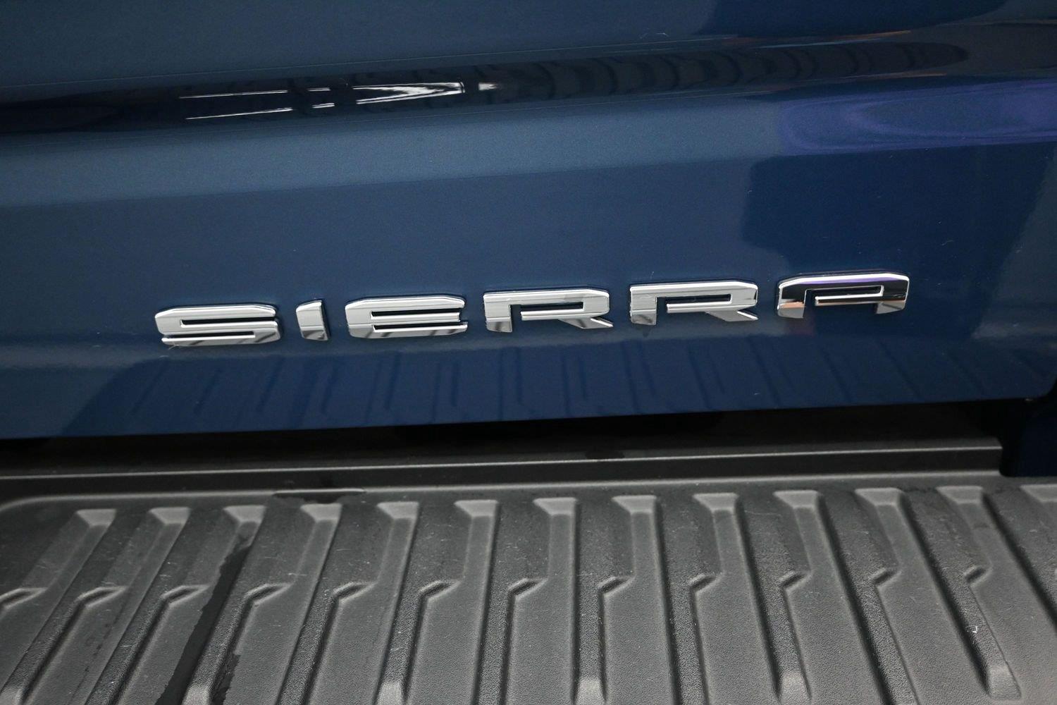 Used 2025 Downpour Metallic GMC Denali Ultimate image 17