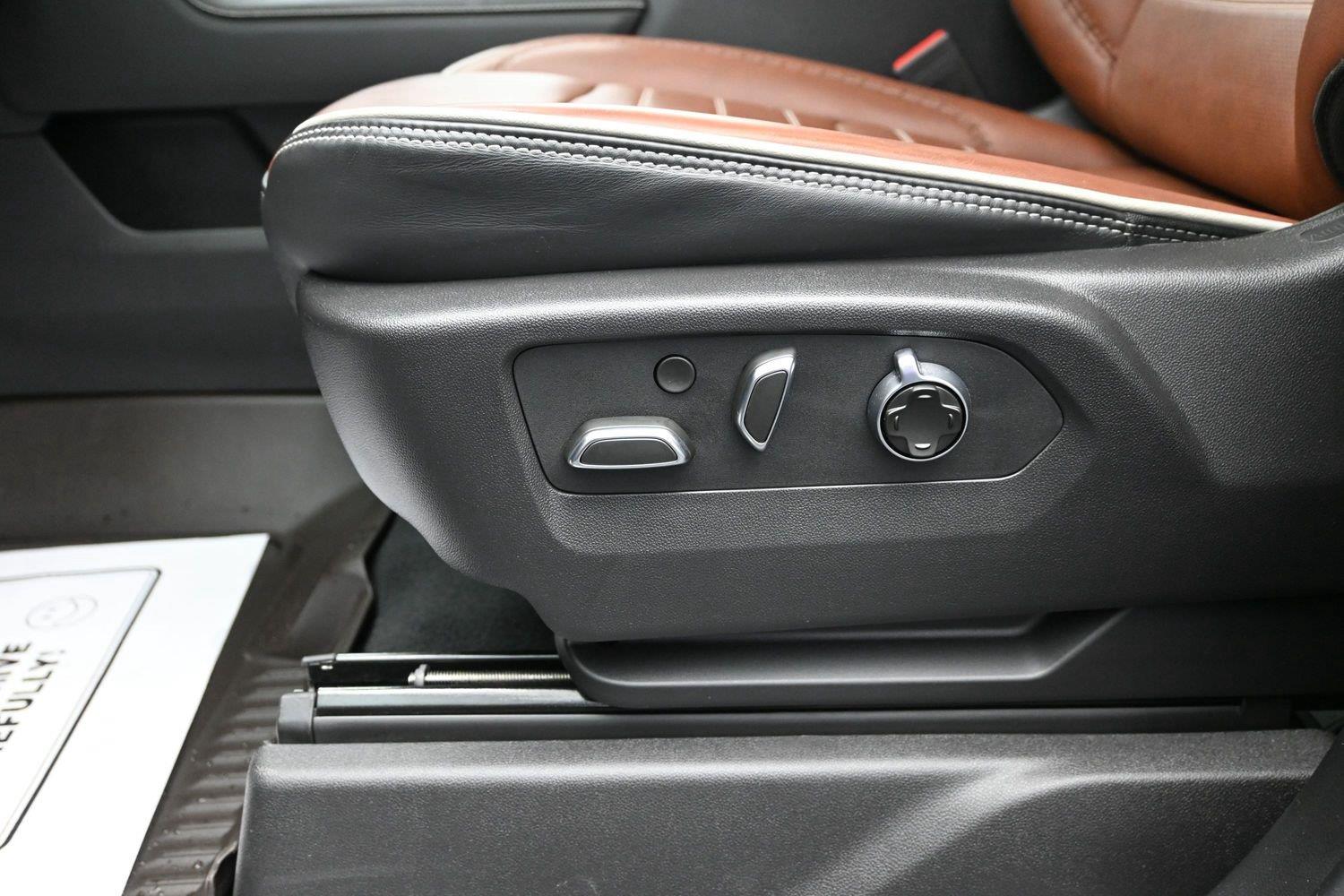 Used 2025 Downpour Metallic GMC Denali Ultimate image 22