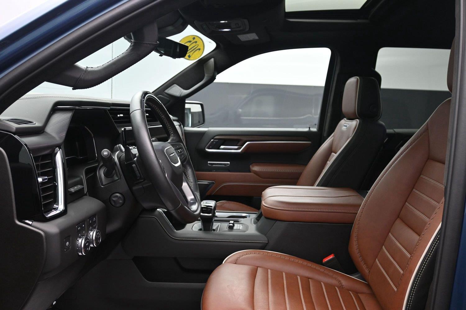 Used 2025 Downpour Metallic GMC Denali Ultimate image 23