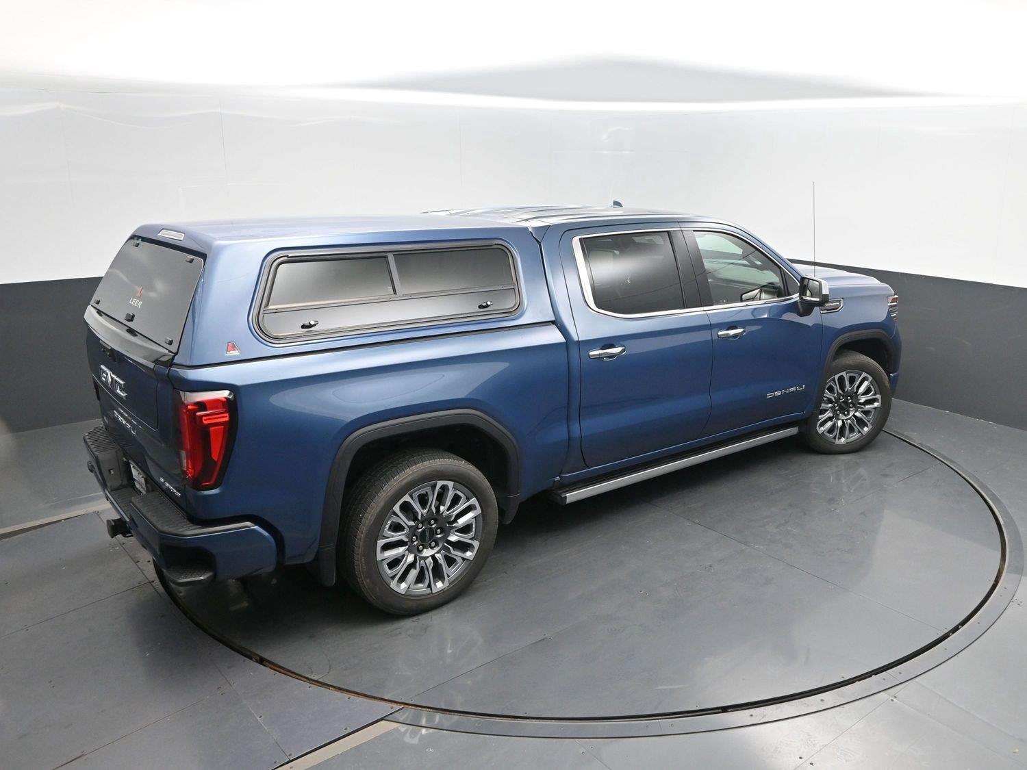 Used 2025 Downpour Metallic GMC Denali Ultimate image 41