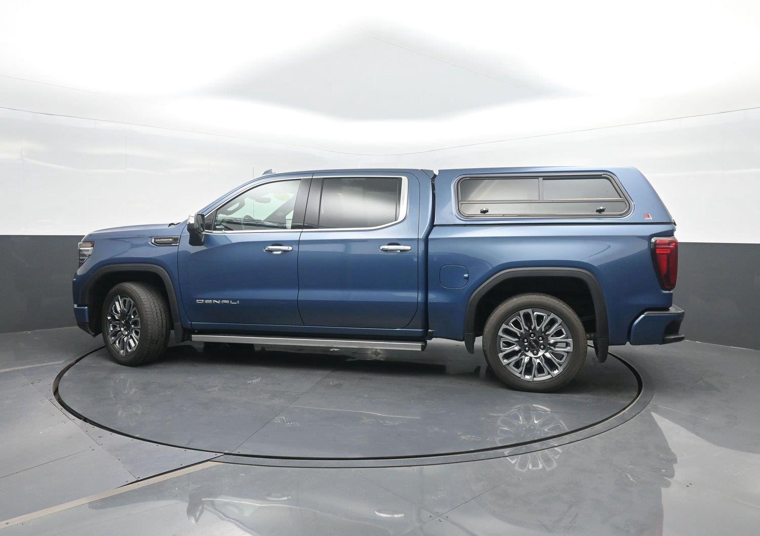 Used 2025 Downpour Metallic GMC Denali Ultimate image 43