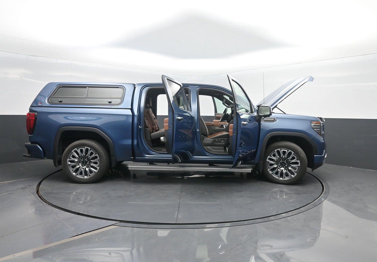 Used 2025 Downpour Metallic GMC Denali Ultimate image 50