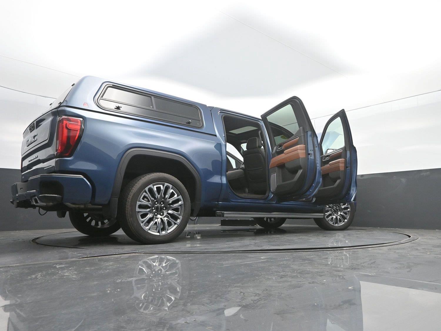 Used 2025 Downpour Metallic GMC Denali Ultimate image 52