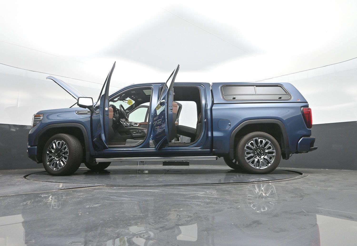 Used 2025 Downpour Metallic GMC Denali Ultimate image 53
