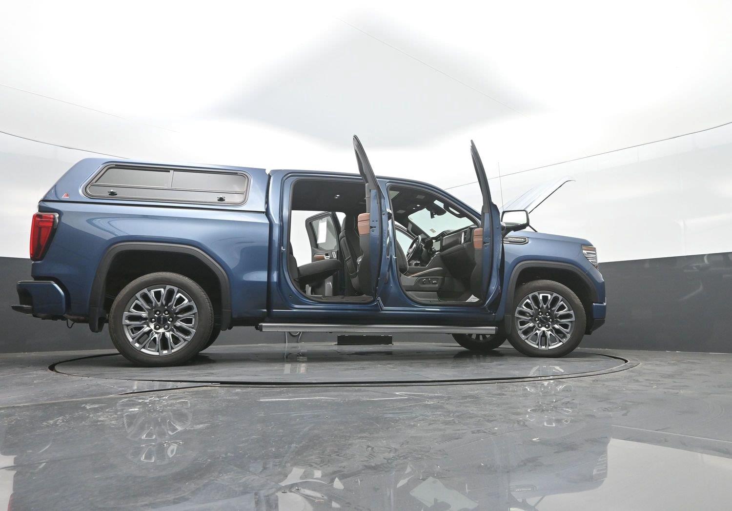 Used 2025 Downpour Metallic GMC Denali Ultimate image 54