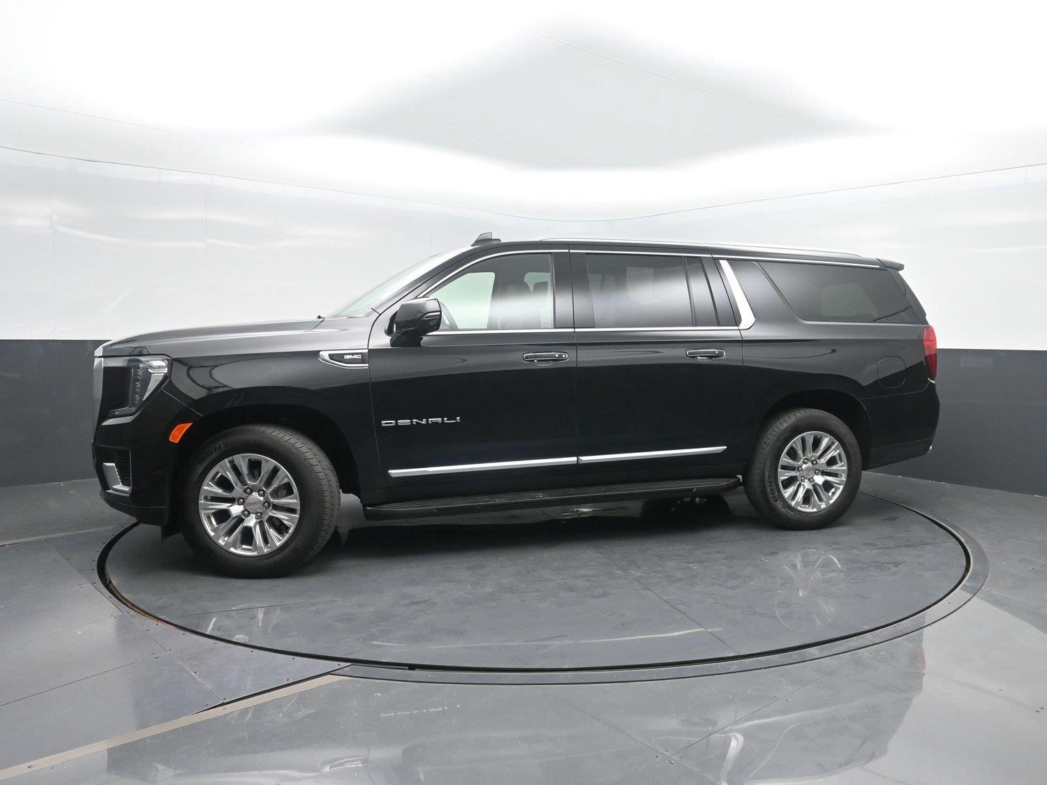 Onyx Black 2024 GMC Yukon XL SUV / Crossover Four-Wheel Drive Automatic
