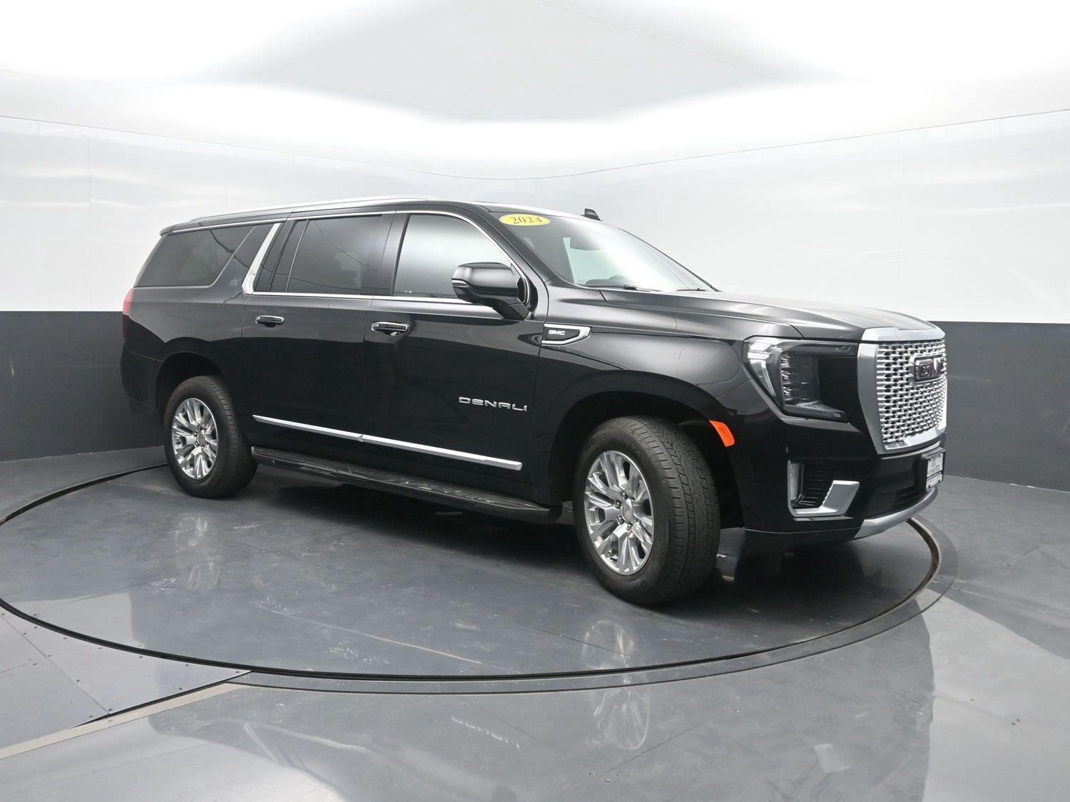 Used 2024 Onyx Black GMC Denali image 4