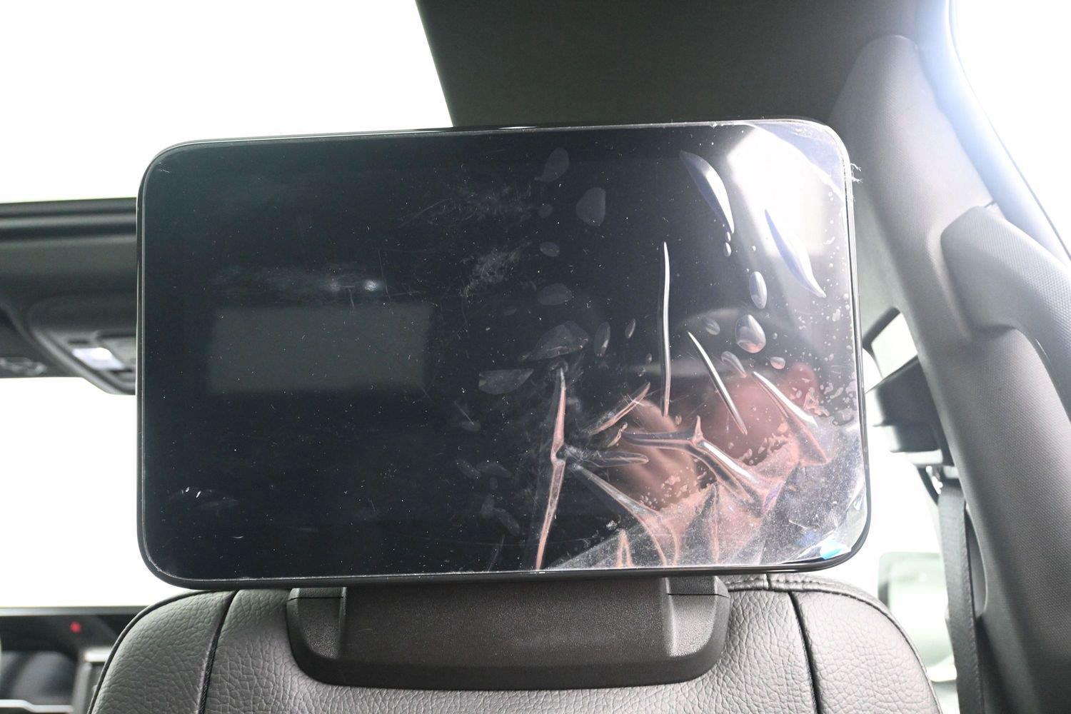 Used 2024 Onyx Black GMC Denali image 17