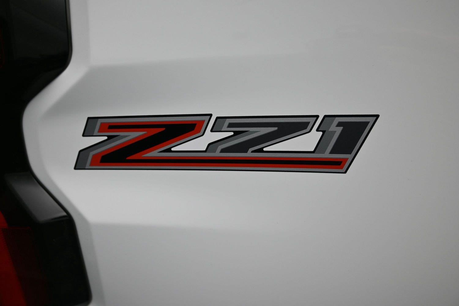 Used 2024 Summit White Chevrolet 4WD Z71 image 14