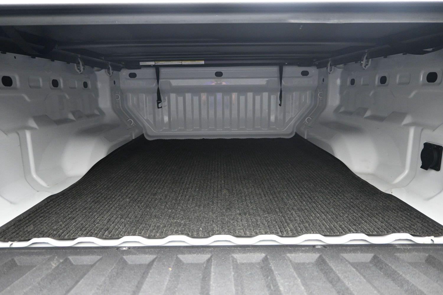 Used 2024 Summit White Chevrolet 4WD Z71 image 16