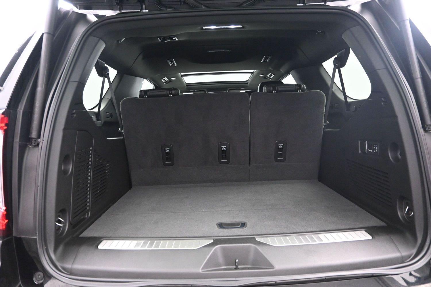 Used 2024 Onyx Black GMC Denali image 21