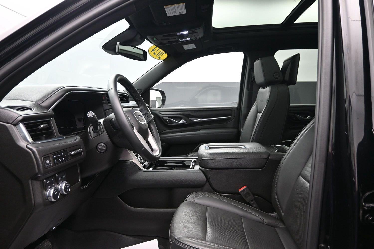 Used 2024 Onyx Black GMC Denali image 28