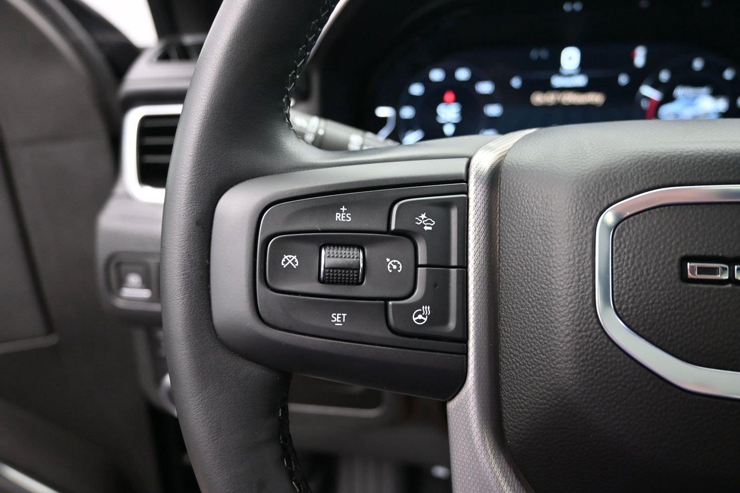 Used 2024 Onyx Black GMC Denali image 31