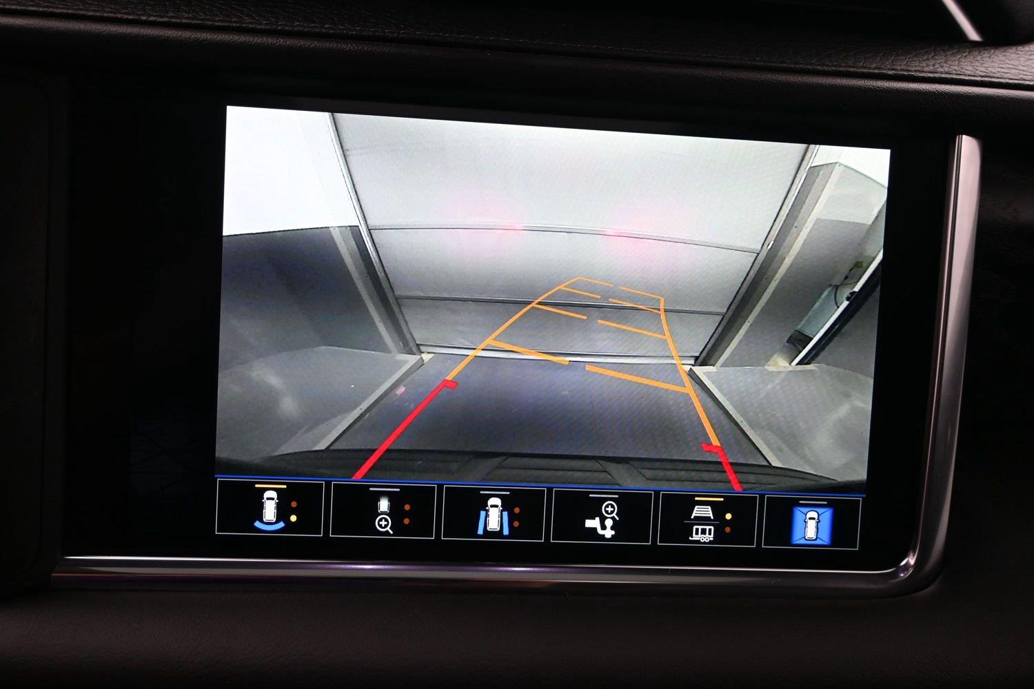 Used 2024 Onyx Black GMC Denali image 36