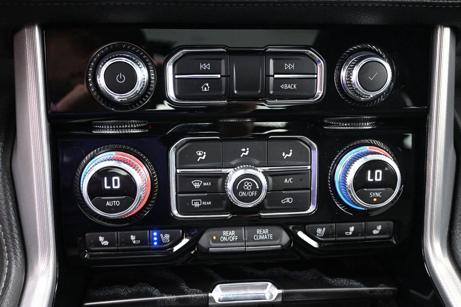 Used 2024 Onyx Black GMC Denali image 37