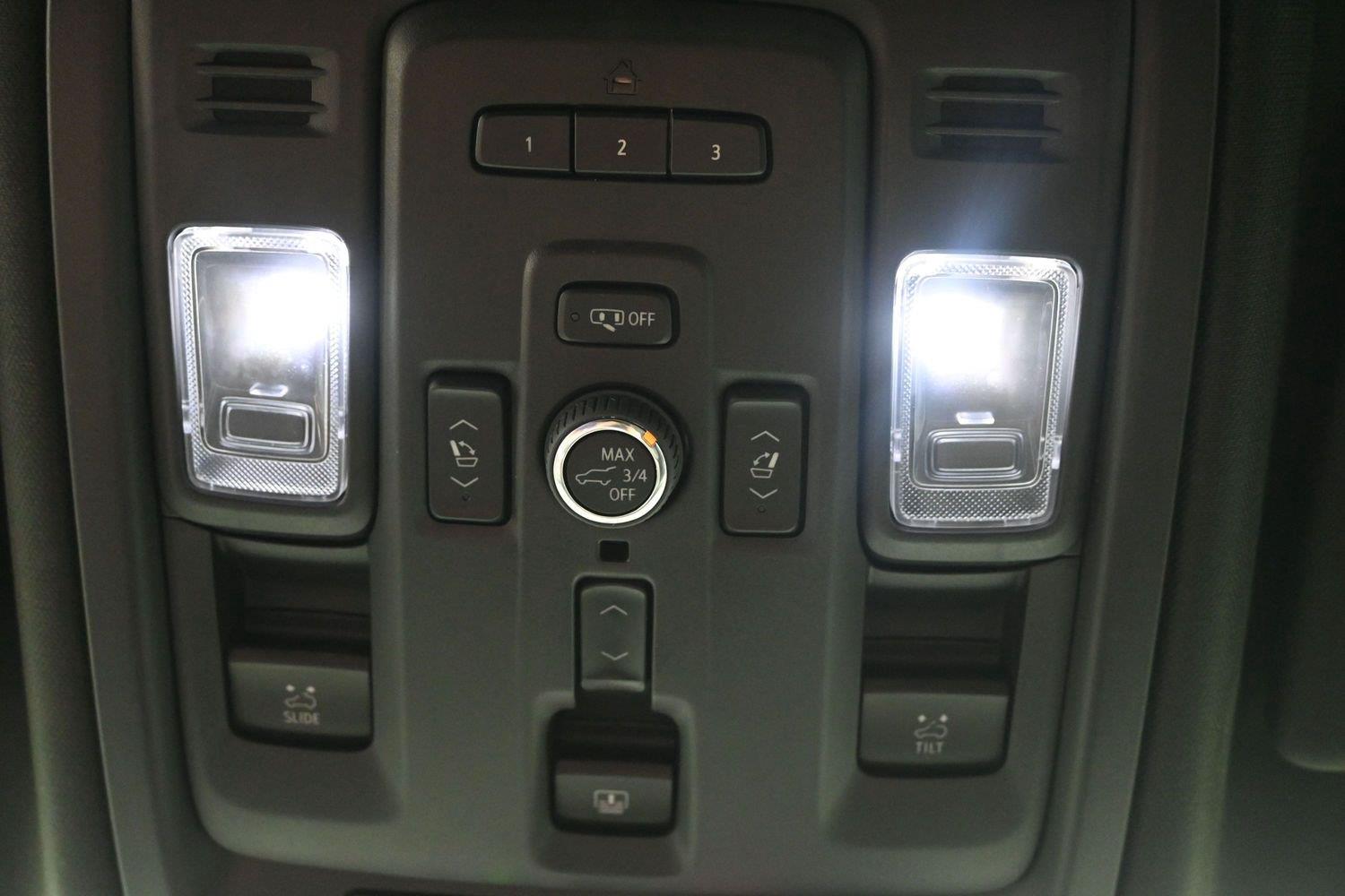 Used 2024 Onyx Black GMC Denali image 40