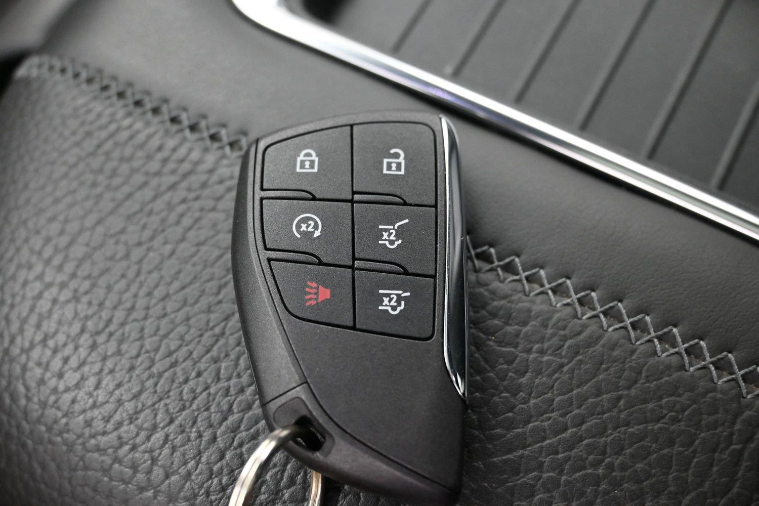 Used 2024 Onyx Black GMC Denali image 41