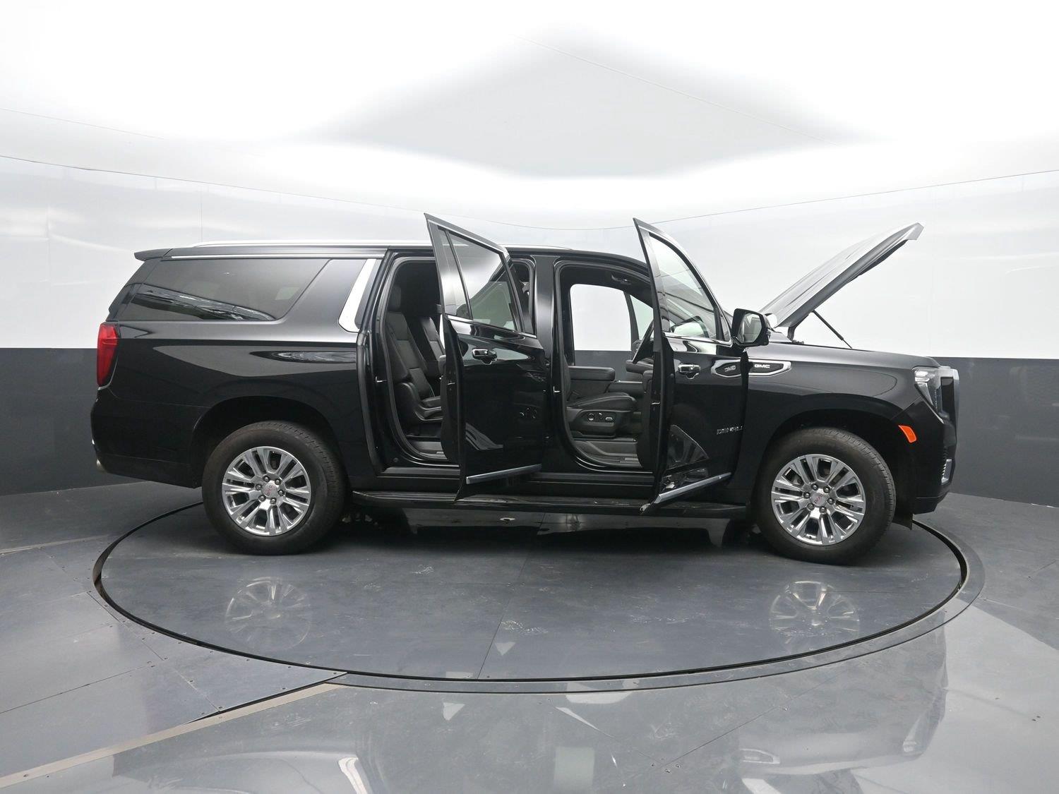 Used 2024 Onyx Black GMC Denali image 56