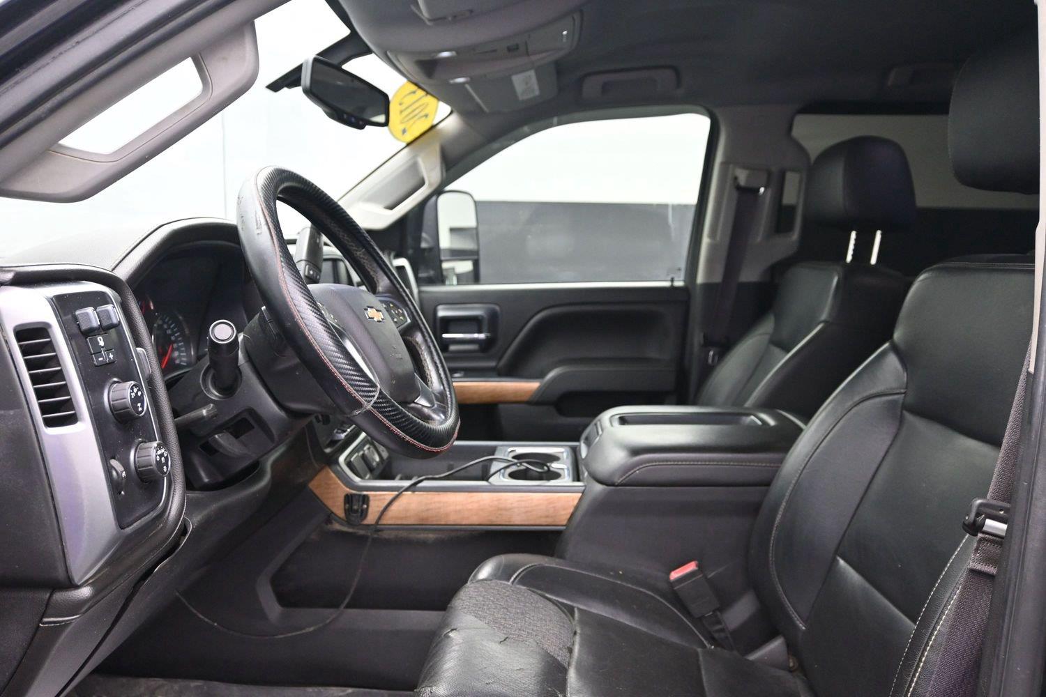 Used 2015 Black Chevrolet LTZ image 22